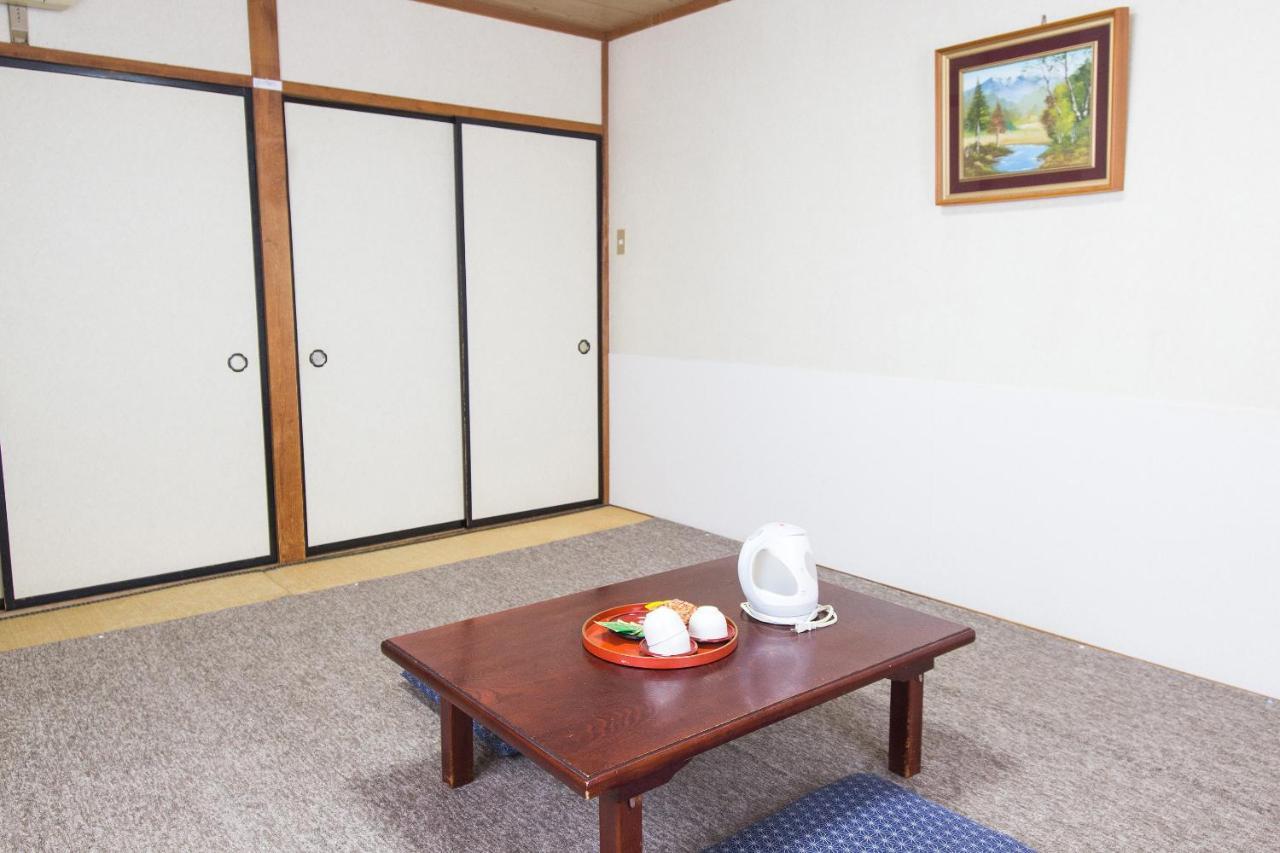 Tabist Business Hotel Takizawa Takasaki Station Nishiguchi Esterno foto